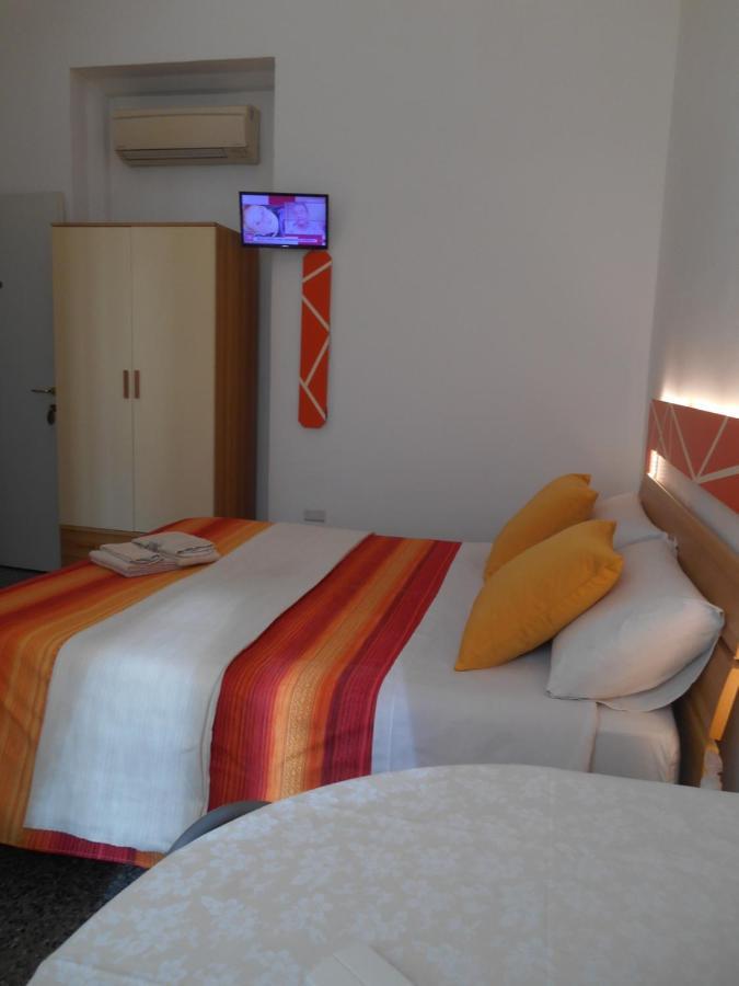 Le Rose Malpensa Bed & Breakfast Busto Arsizio Exterior photo