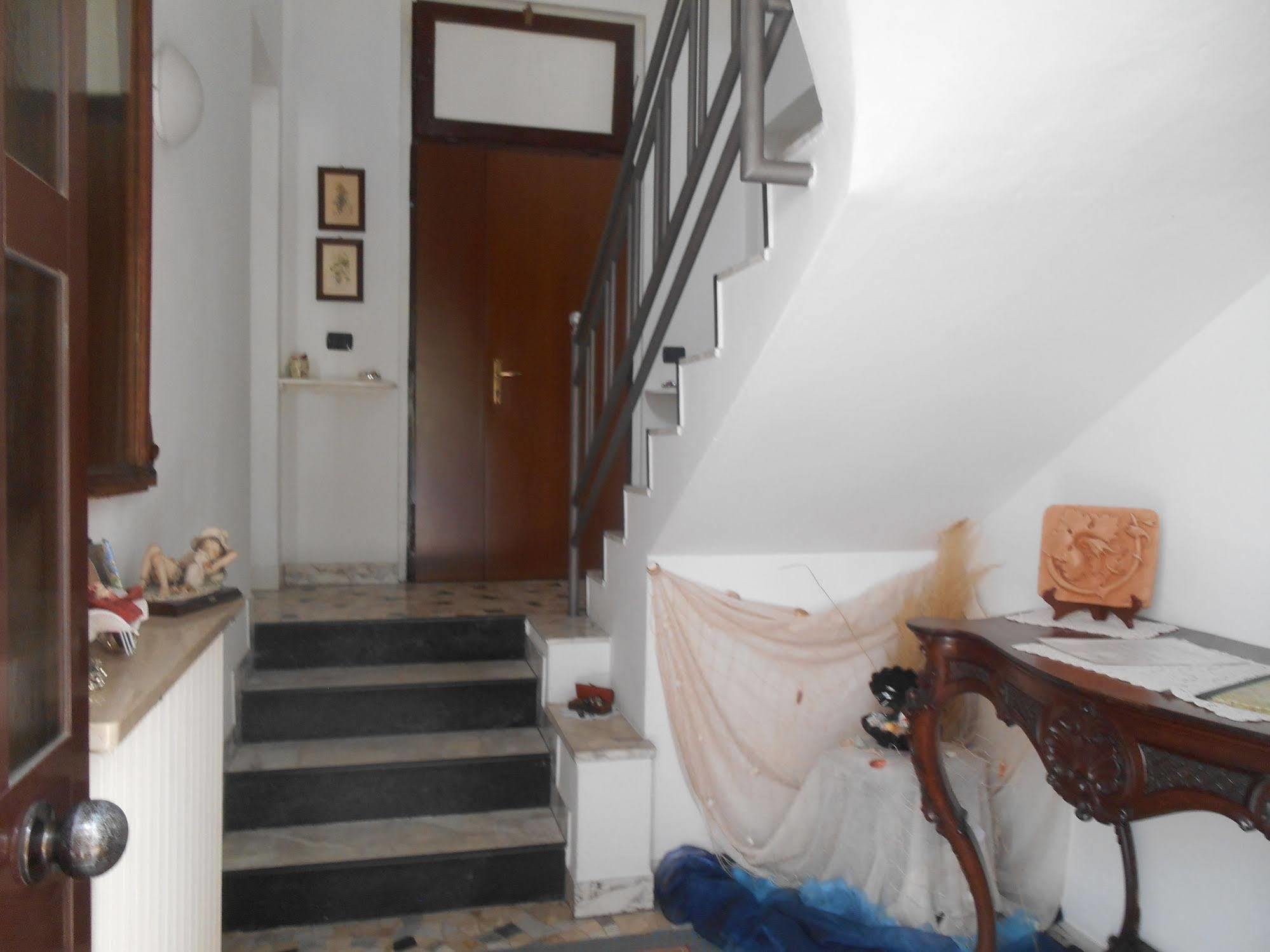 Le Rose Malpensa Bed & Breakfast Busto Arsizio Exterior photo